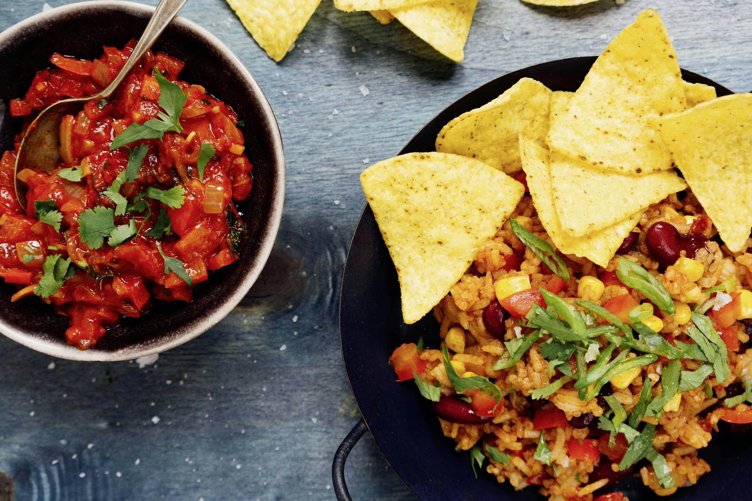 Tacoreis mit Cumin und Salsa